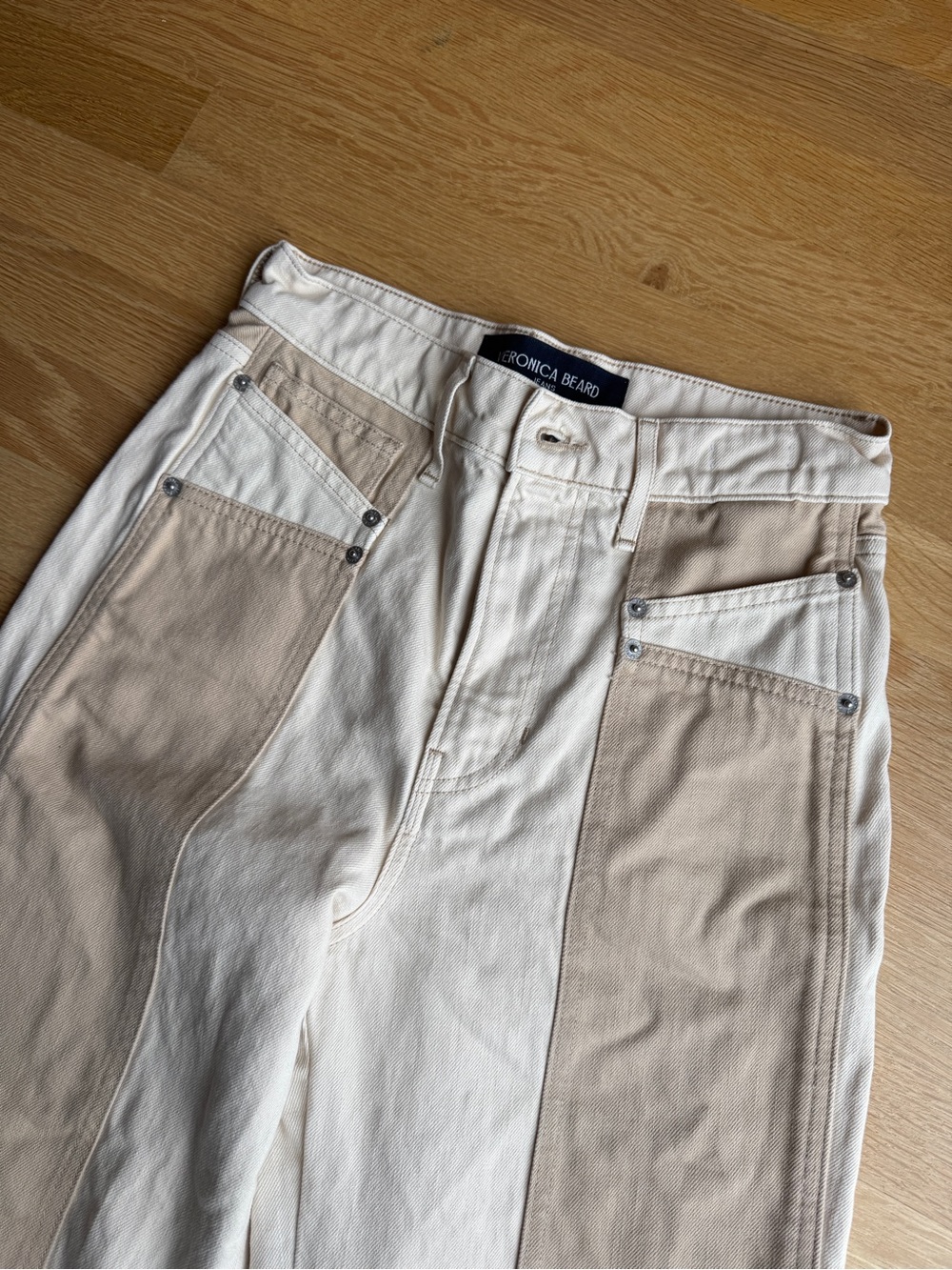 Veronica Beard Two-Tone White and Beige Panel Wide-Leg Jeans - Picture 8 of 8